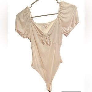 Lauren Conrad white bodysuit with bow Small